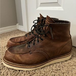 Red Wing Boots 1907 Classic Moc Toe in Men's size 12D.